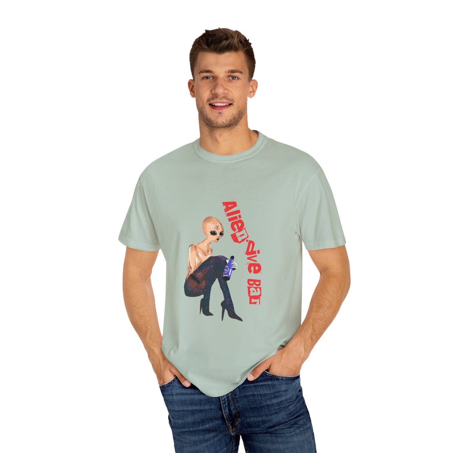 Alien Dive Bar Boxy Tee